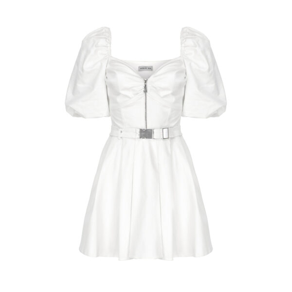 beyaz-elbise-fotograf-cekimi-600x600 Hayalet Mankenli Tekstil Fotoğraf Çekimi
